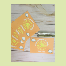 Load image into Gallery viewer, Find a Reason To Smile Everyday Insert Cards